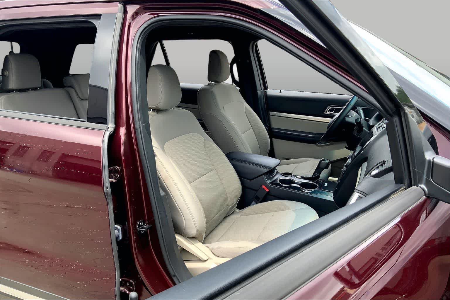 Used 2019 Burgundy Velvet Metallic Tinted Clearcoat Ford XLT image 9