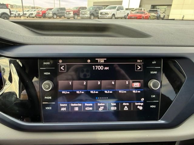 2022 Volkswagen Taos SE - Photo 22