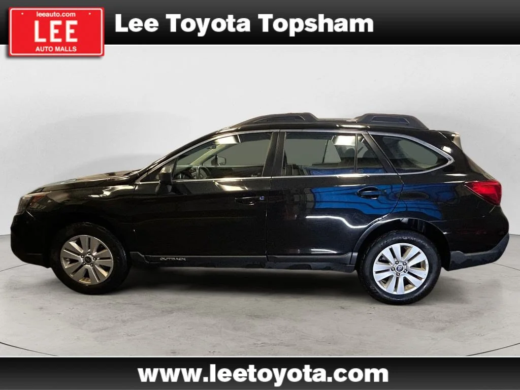 Used 2019 Crystal Black Silica Subaru 2.5i image 2