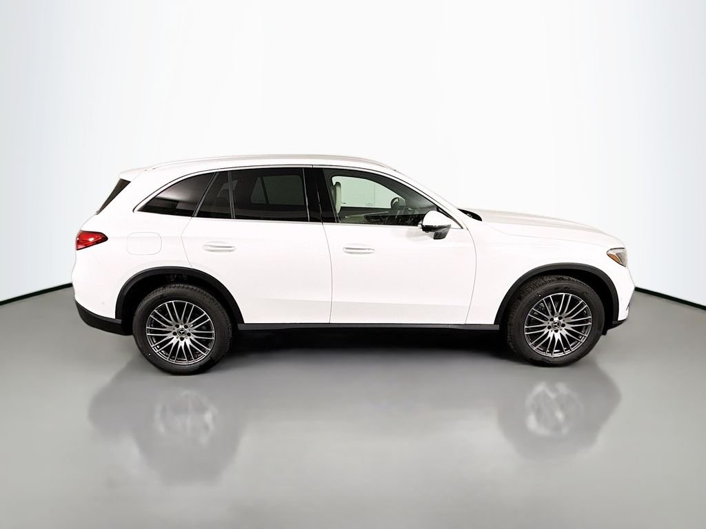 New 2026 Polar White Mercedes-Benz GLC 300 image 8