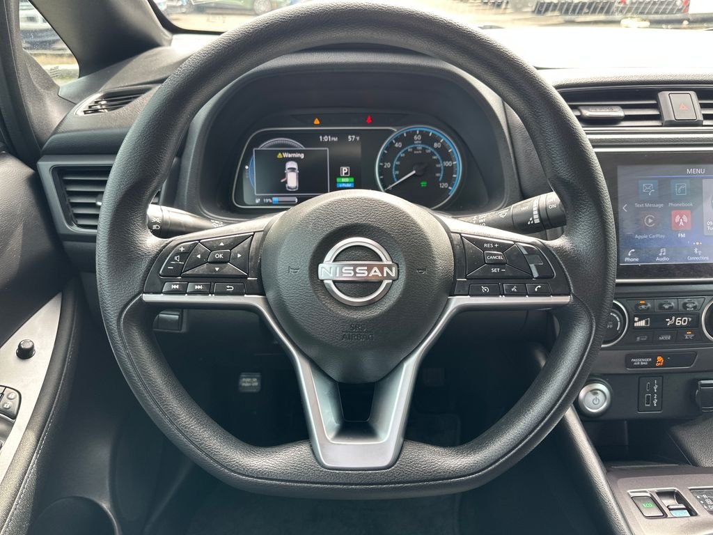 Used 2023 Silver Nissan S image 19