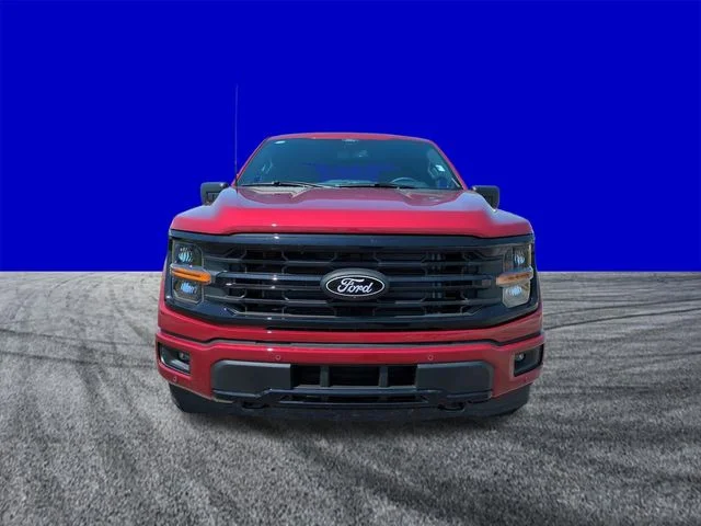 New 2026 Ruby Red Metallic Tinted Clearcoat Ford XLT image 9