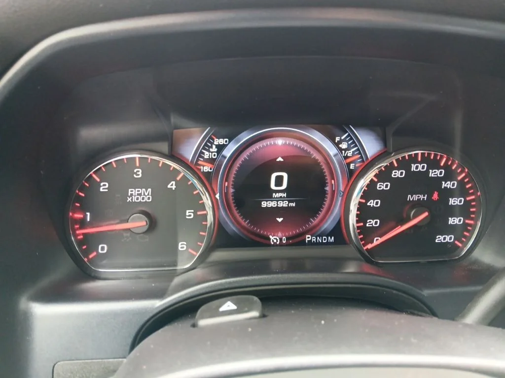 Used 2016 Onyx Black GMC Denali image 27