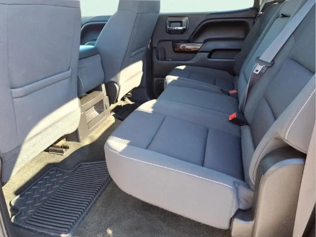 Used 2017 Black GMC SLE image 12