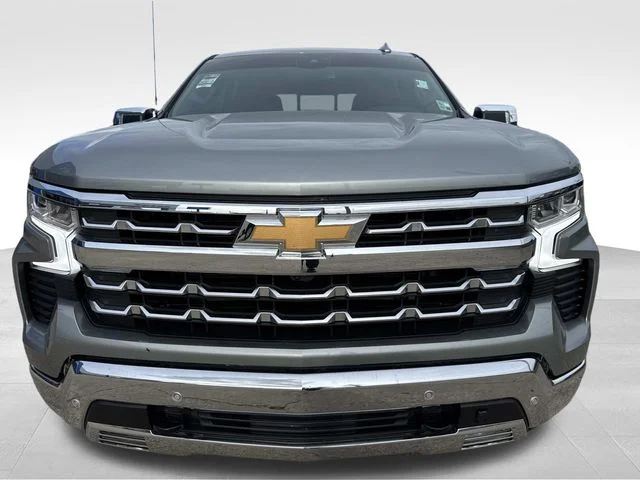 Used 2026 Gray Chevrolet LTZ image 3