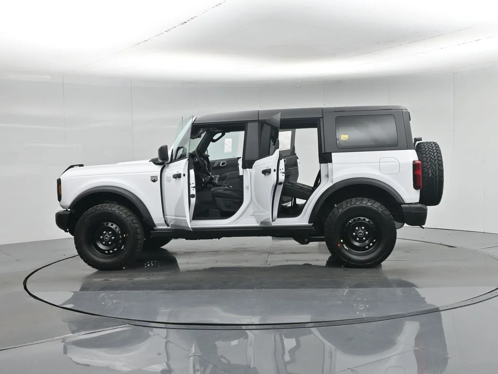 New 2026 White Ford Big Bend image 33