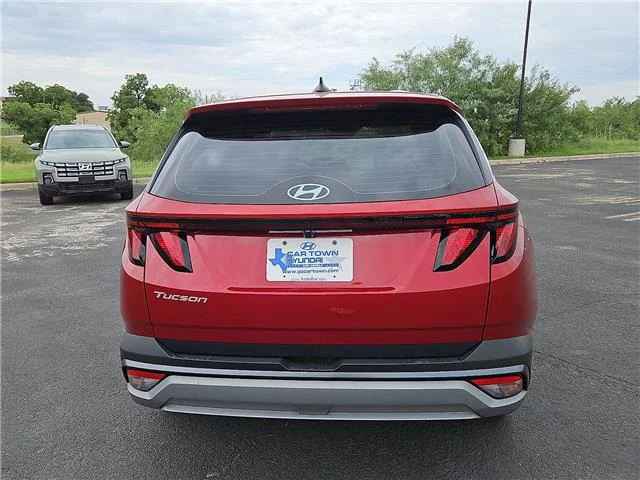 New 2026 Ultimate Red Hyundai SE image 4