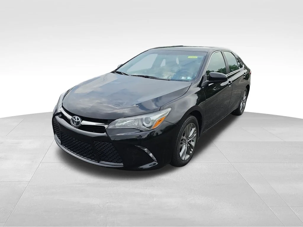 Used 2017 Black Toyota SE image 3