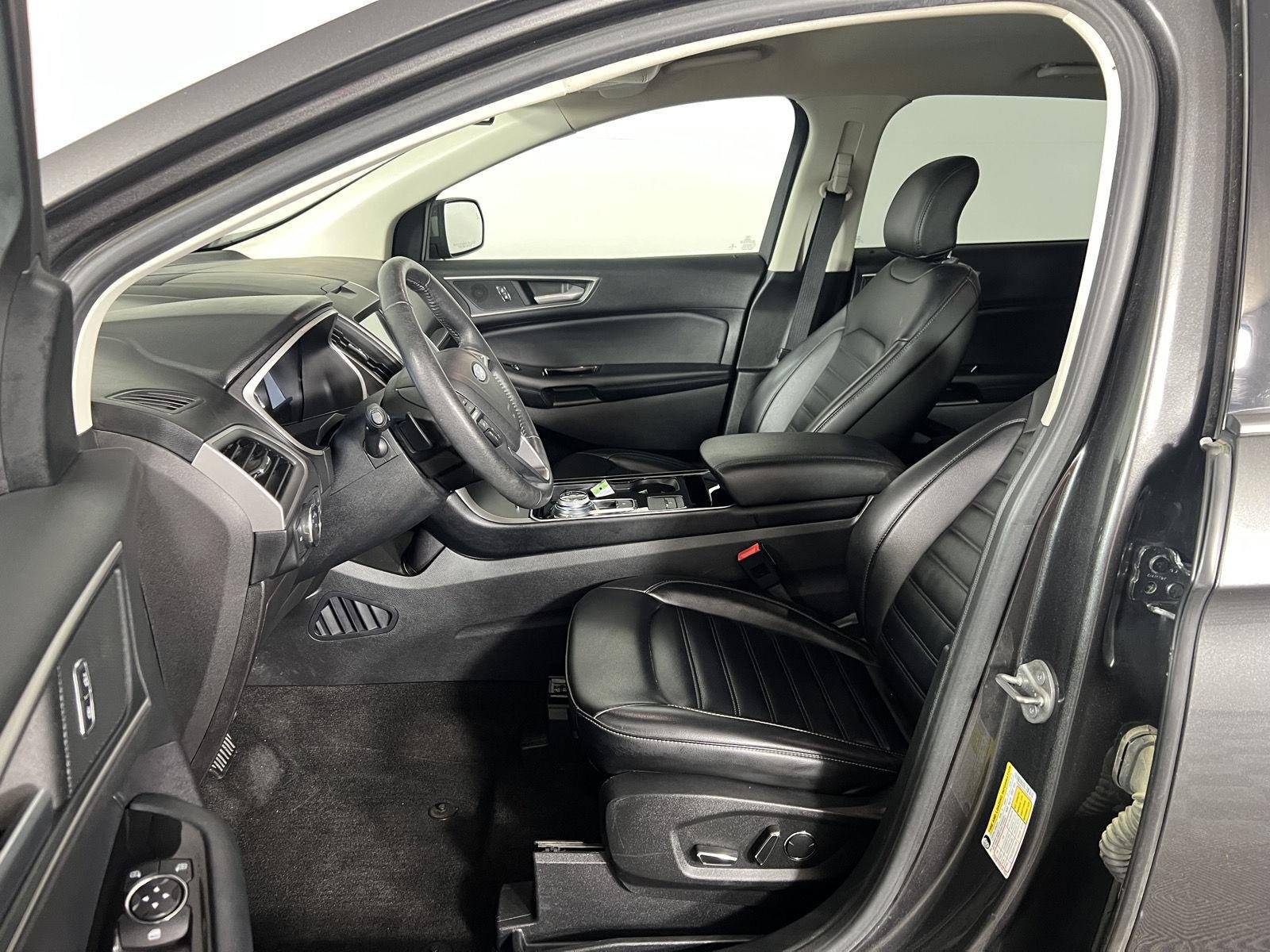 Used 2019 Magnetic Ford SEL image 40