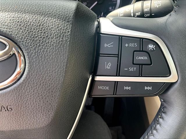 Used 2023 Beige Toyota XLE image 25