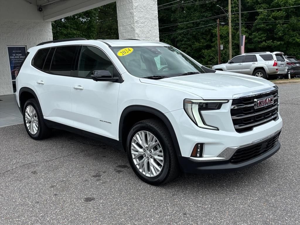 Used 2024 Summit White GMC Elevation image 21