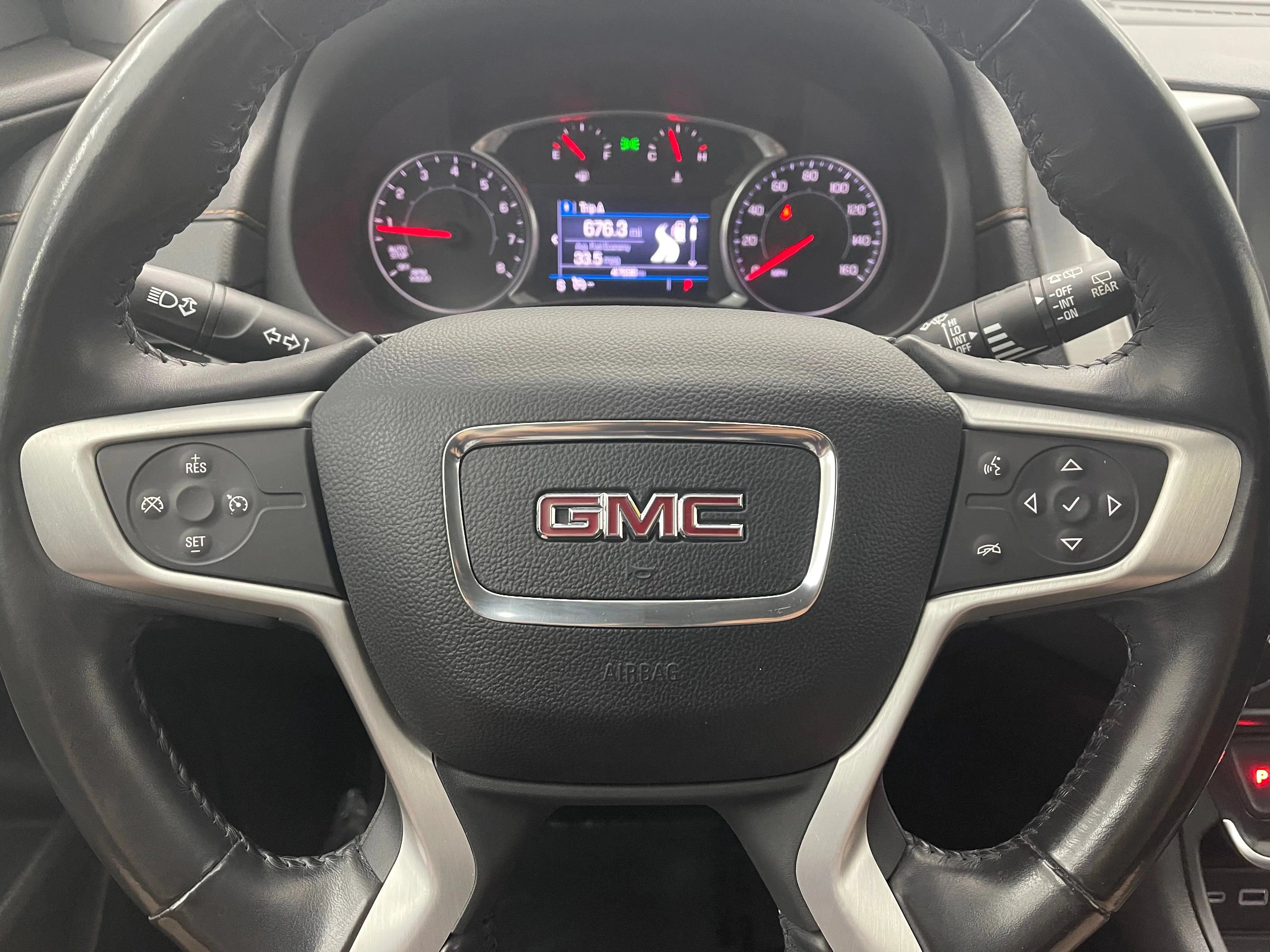 Used 2019 SUMMIT WHITE GMC SLE image 18