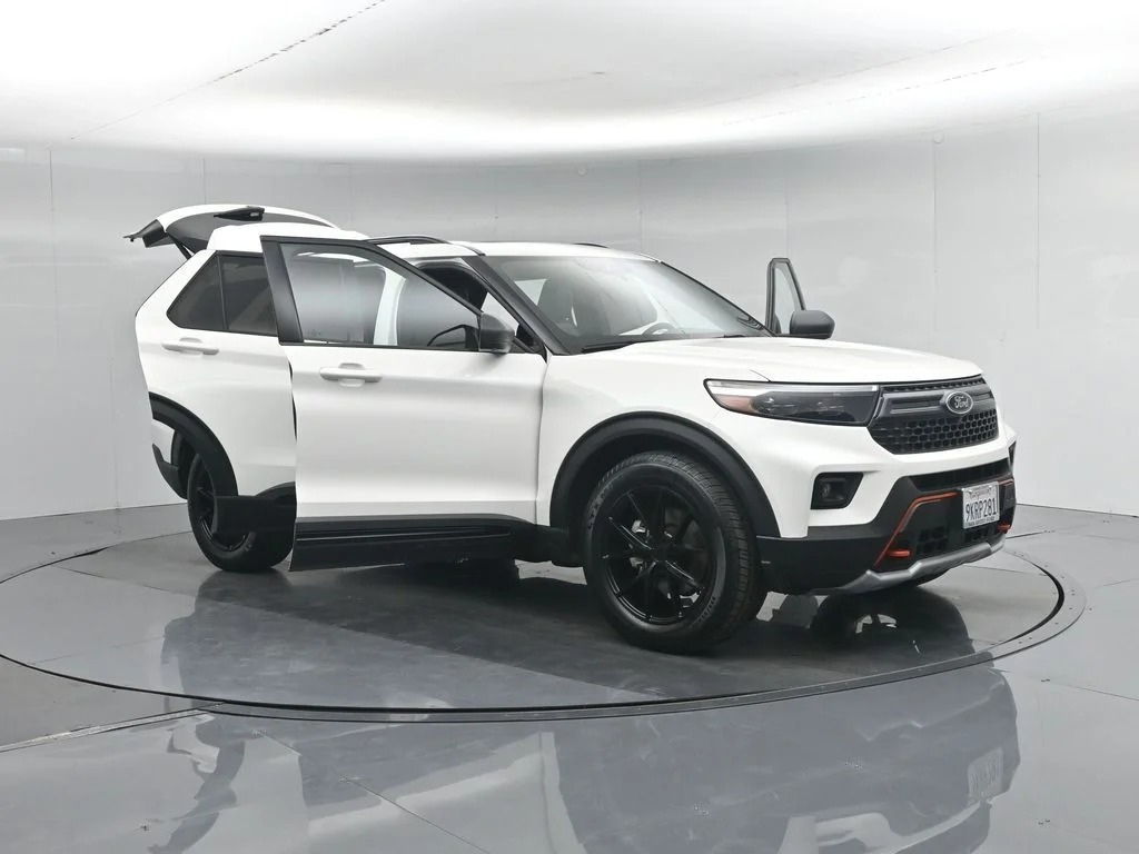 Used 2022 White Ford Timberline image 37