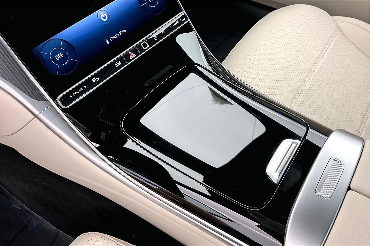New 2026 Polar White Mercedes-Benz C 300 image 17