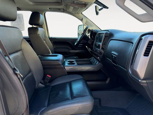 Used 2016 White GMC SLT image 15