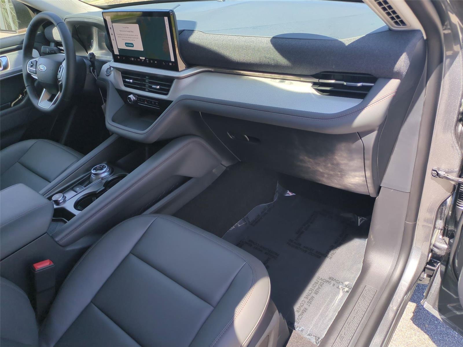 New 2026 Carbonized Gray Metallic Ford Active image 39