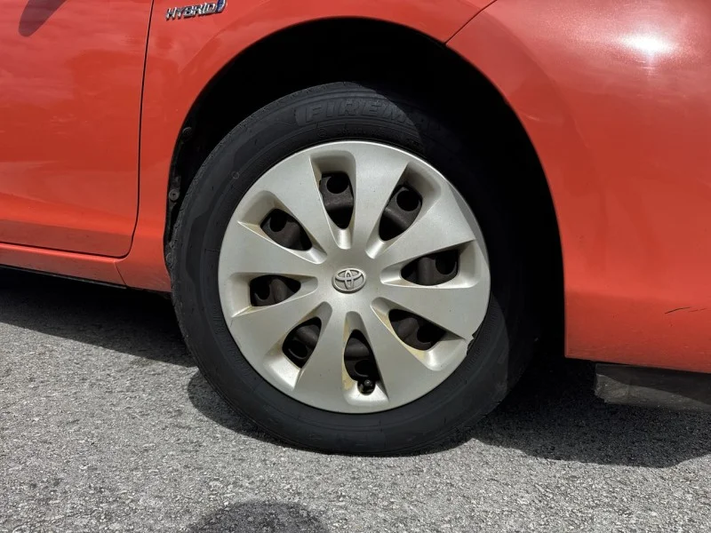 2014 Toyota Prius c One - Photo 10