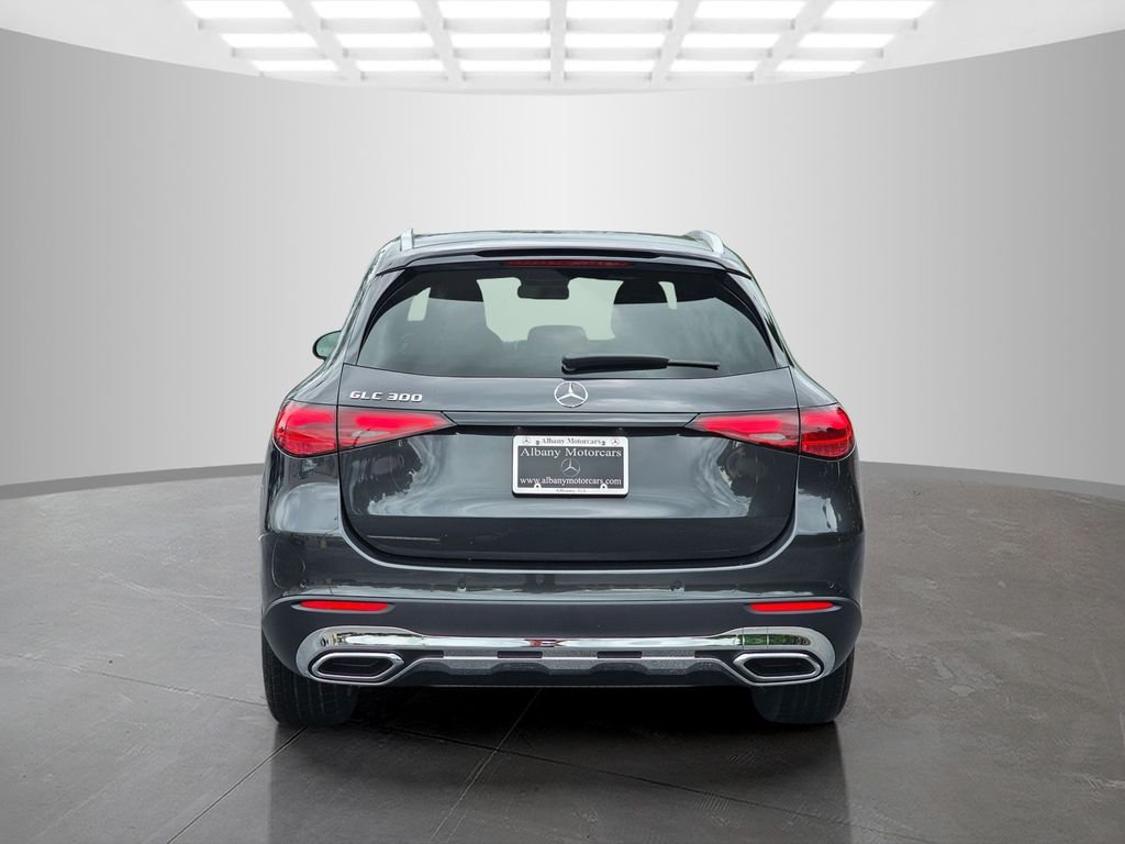 New 2026 Graphite Grey Metallic Mercedes-Benz GLC 300 image 5