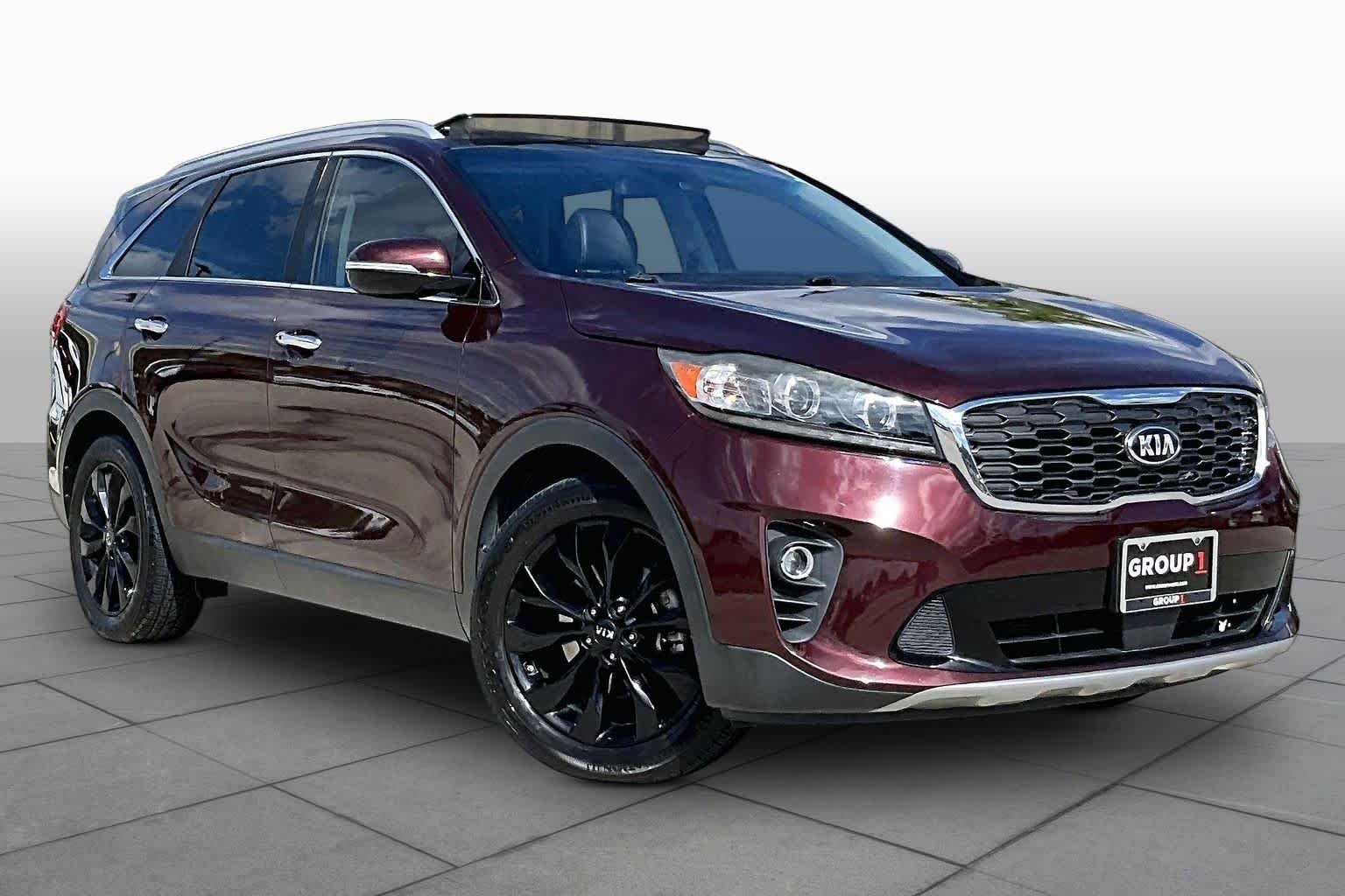 Used 2020 Passion Red Kia EX V6 image 3