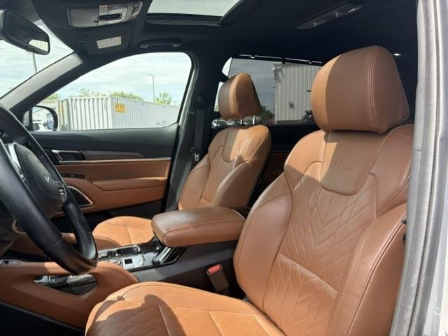 Used 2024 Wolf Gray Kia SX X-Line image 6