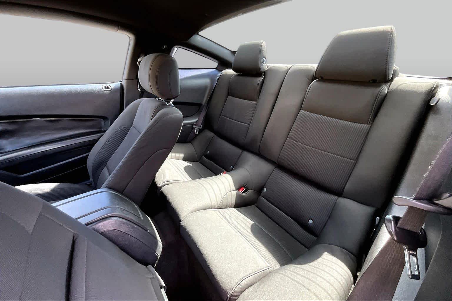 Used 2012 Kona Blue Metallic Ford V6 image 21