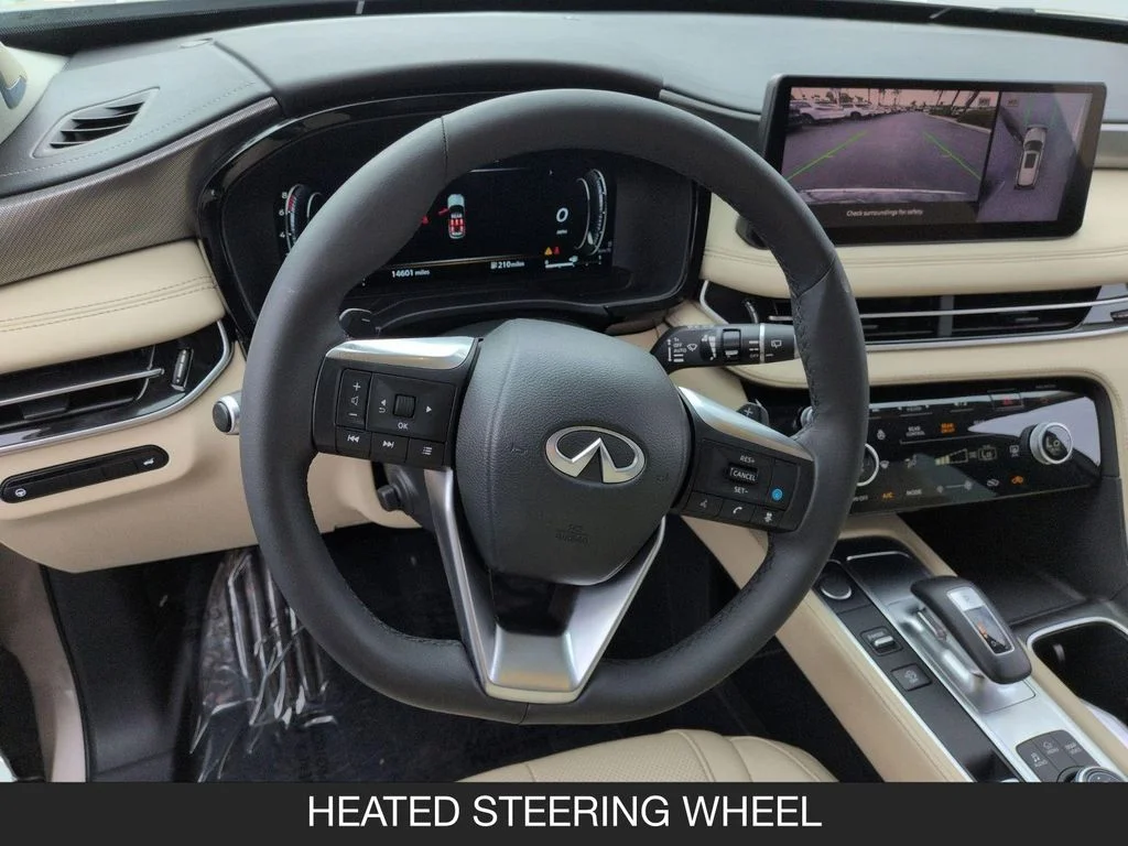 Used 2025 Silver INFINITI LUXE image 12