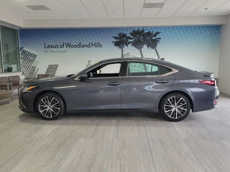Certified Used 2025 CLOUDBURST GRAY LEXUS ES 300H FWD image 2