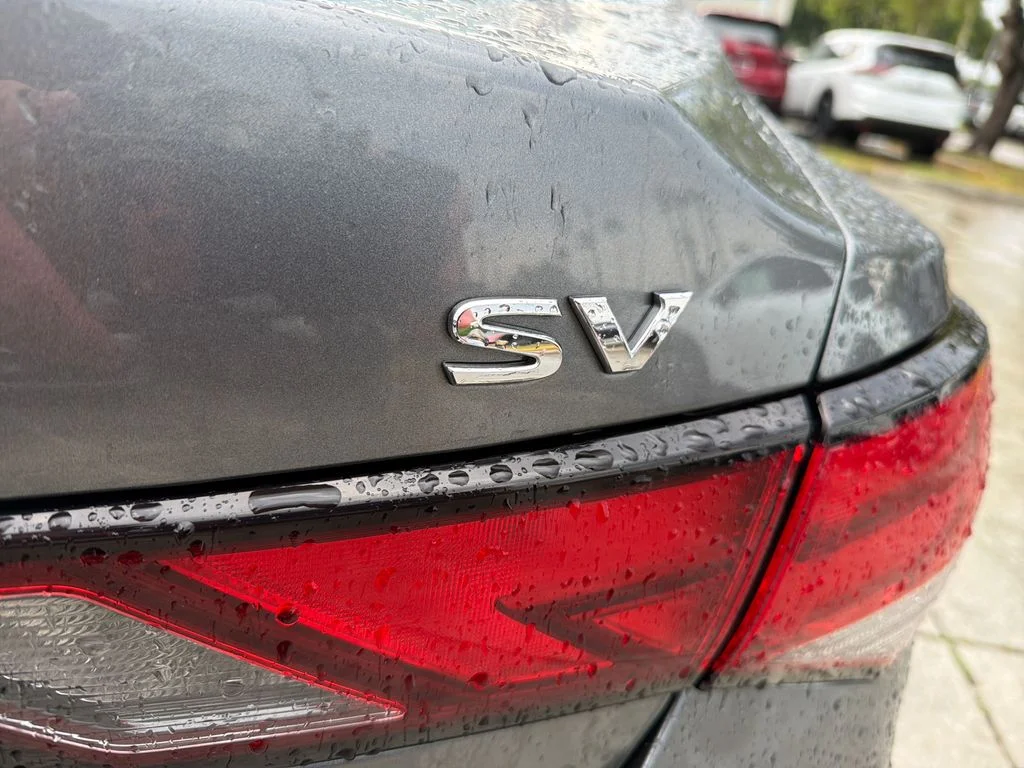 2023 Nissan Sentra SV - Photo 10