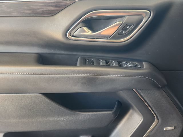 Used 2024 Black Chevrolet Z71 image 25