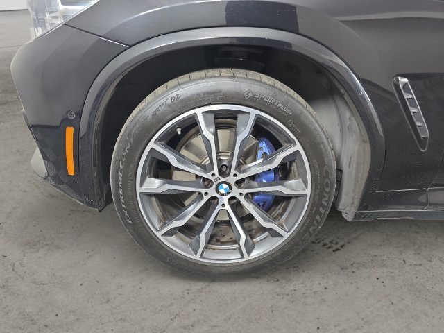 Used 2021 Black Sapphire Metallic BMW M40i image 9