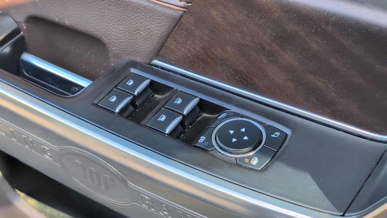 Used 2023 Antimatter Blue/Stone Gray Ford King Ranch image 21
