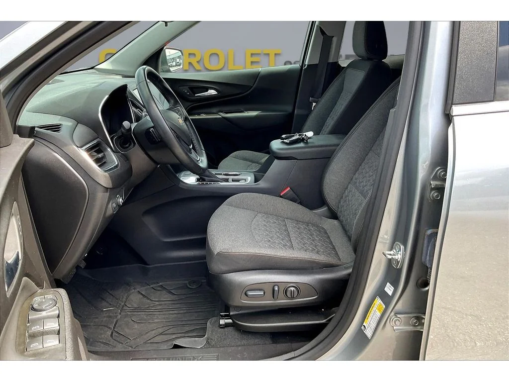 Used 2024 Sterling Gray Metallic Chevrolet LT image 18