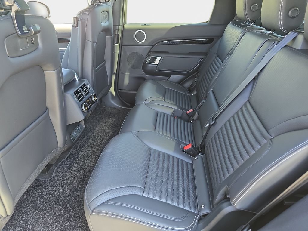 New 2026 Santorini Black Land Rover S image 16