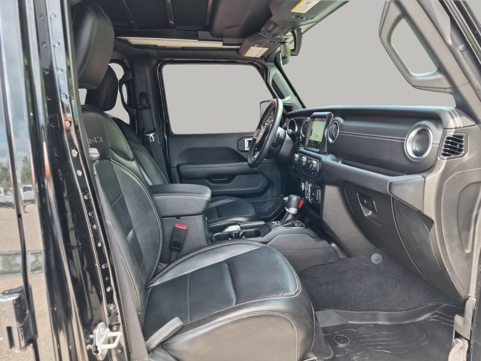 Used 2022 Black Clearcoat Jeep Unlimited Sahara 4xe image 7