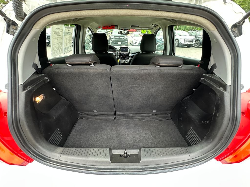 Used 2020 White Chevrolet 1LT image 24