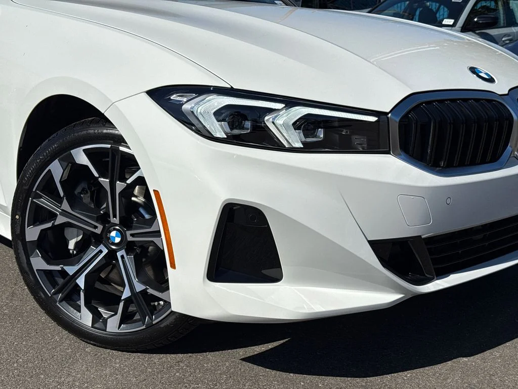 New 2026 White BMW 330i image 6
