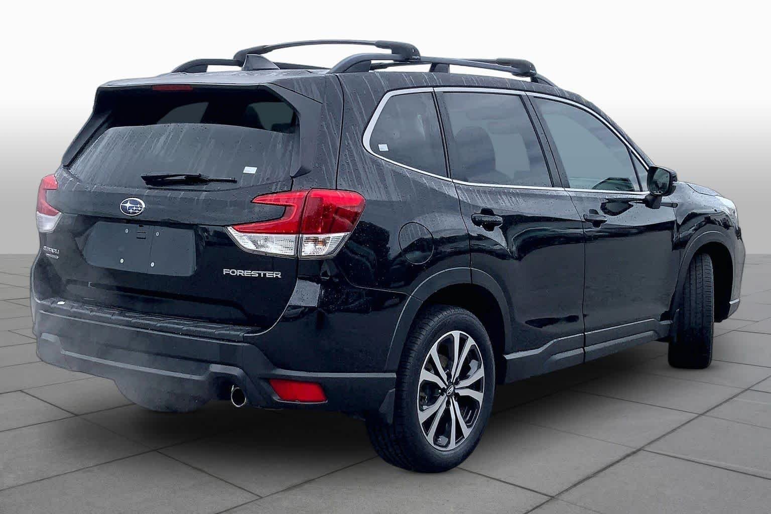 Used 2020 Crystal Black Silica Subaru Limited image 13