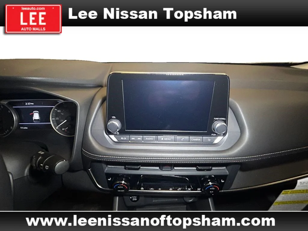 New 2026 Everest White Pearl Tricoat Nissan Dark Armor image 10