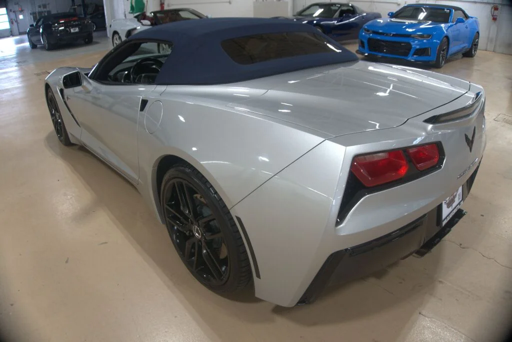 Used 2014 Blade Silver Metallic Chevrolet Stingray image 3