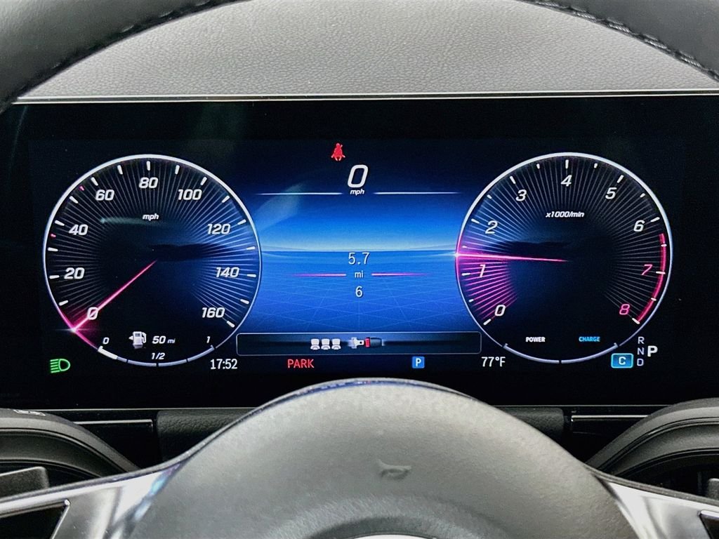 New 2026 Polar White Mercedes-Benz GLA 250 image 12