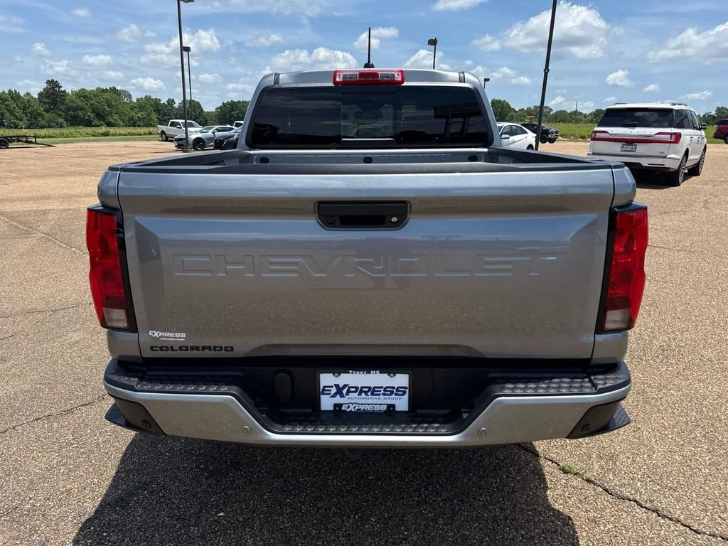 2026 Chevrolet Colorado LT - Photo 12