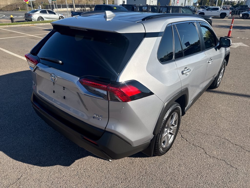 Used 2025 Silver Toyota XLE image 7