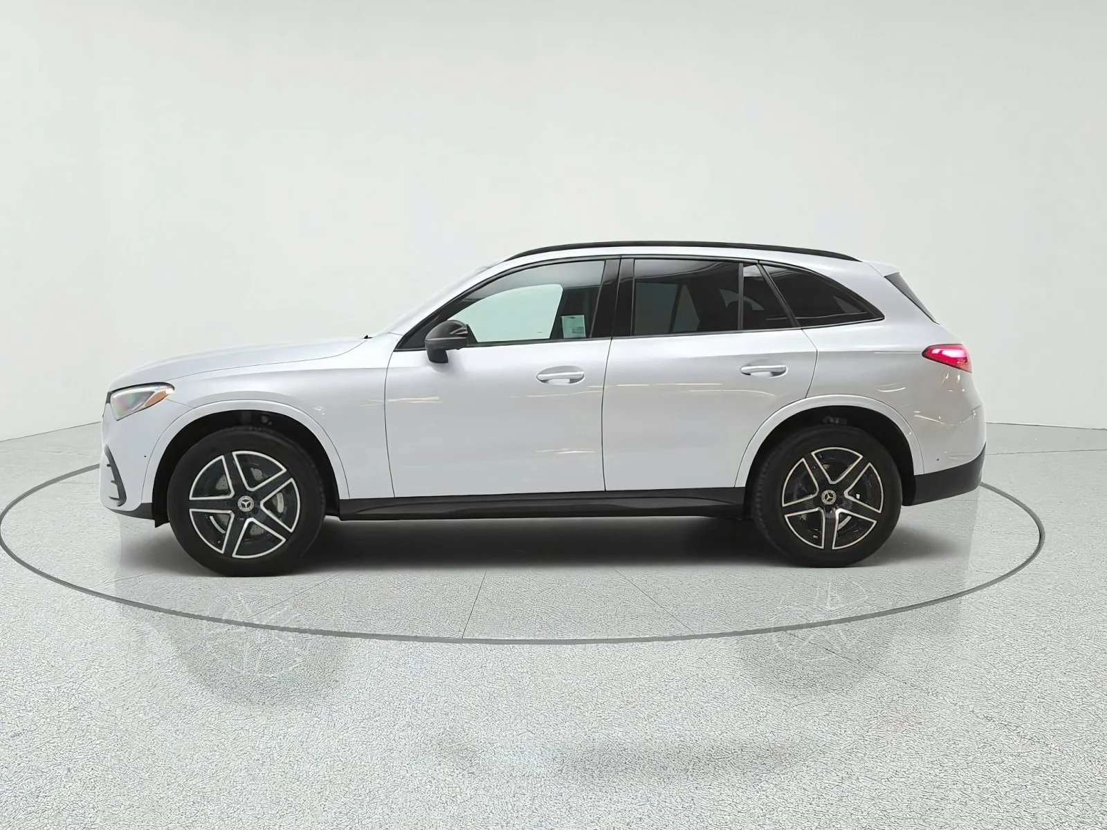 Certified Used 2026 Cirrus Silver Metallic Mercedes-Benz GLC 300 SUV image 8