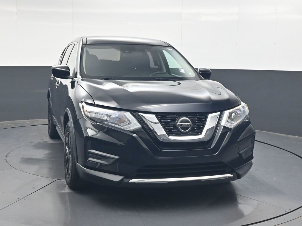 Used 2020 Black Nissan S image 13