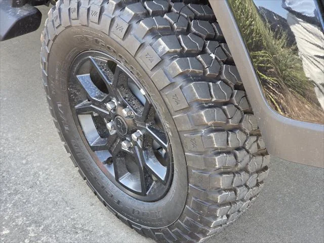 New 2026 Black Clear-Coat Exterior Paint Jeep Texas Trail image 5