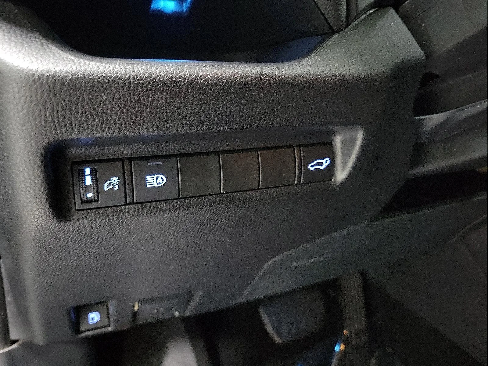 Certified Used 2021 Blue Toyota Hybrid XSE image 13