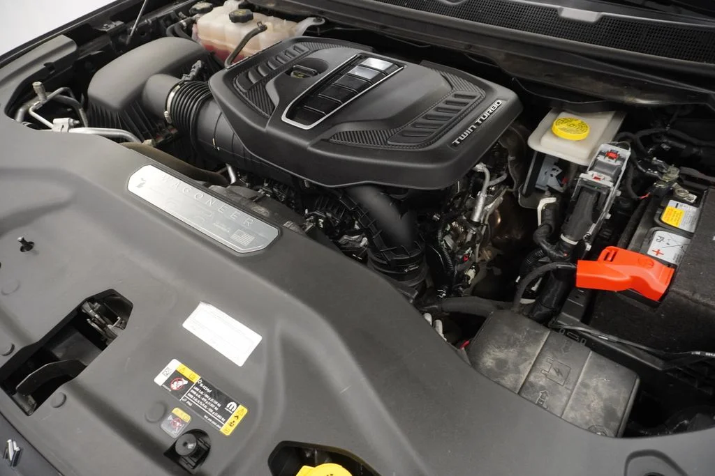 Certified Used 2025 Gray Jeep Series III Obsidian image 57