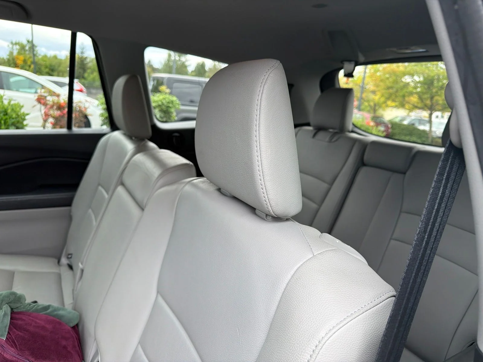 Used 2018 Crystal Black Pearl Honda EX-L image 7
