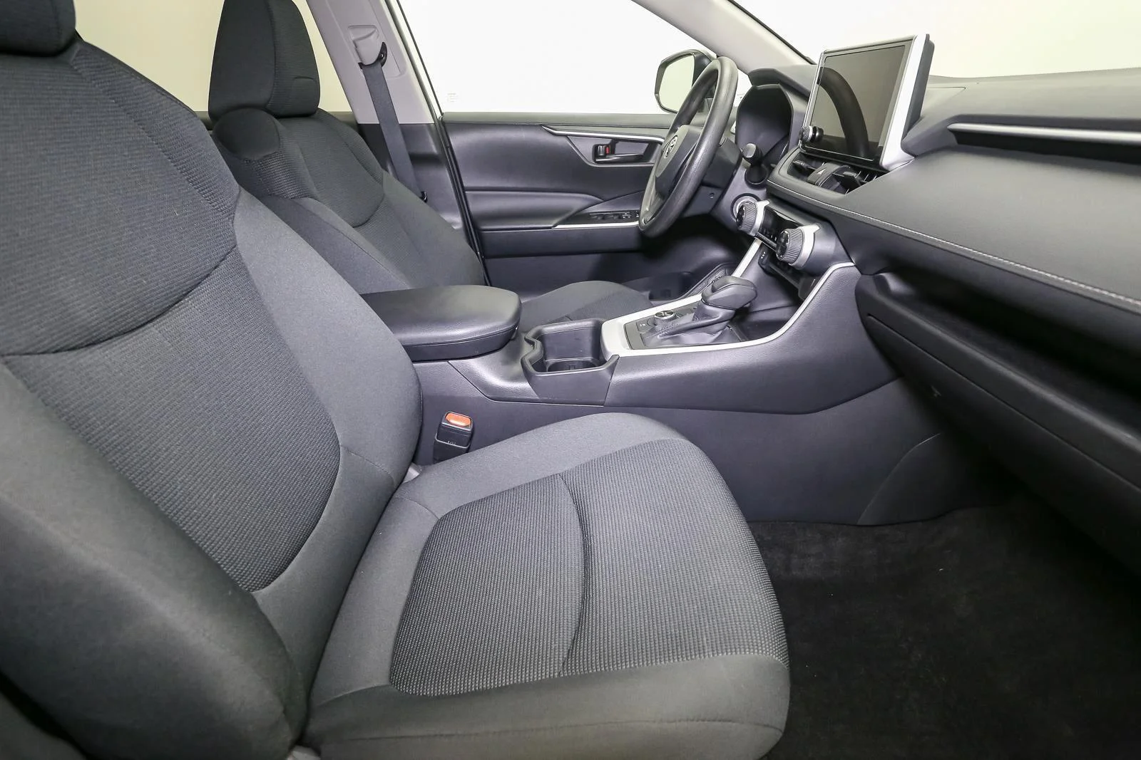 Certified Used 2024 Ice Cap Toyota Hybrid LE image 17