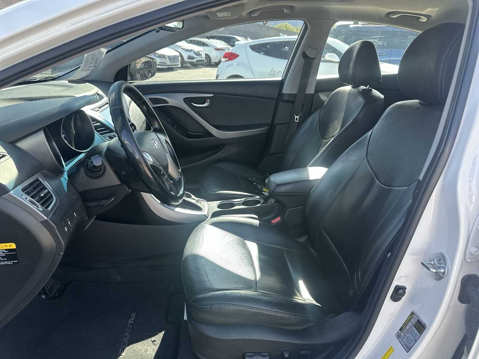 Used 2014 Pearl White Hyundai Limited image 5
